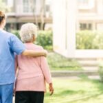 Cualidades que debe tener un cuidador de personas mayores